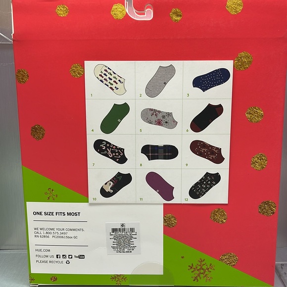 BNIB Brand new 12 days of socks for Holiday season by HUE - Picture 3 of 4